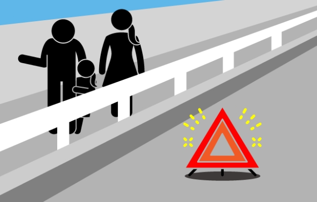 ガードレールの外側などに避難