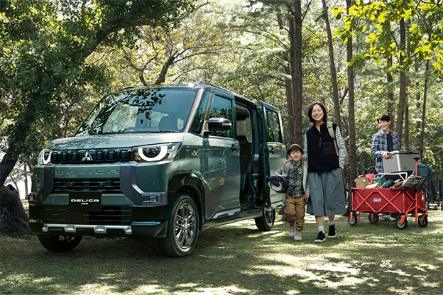 デリカミニ(三菱)|見た目はワイルド、中身はやさしいアウトドアミニバン