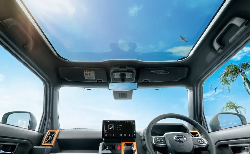 タフト(ダイハツ)|空が広がる!「スカイフィールトップ」で開放感抜群の軽SUV